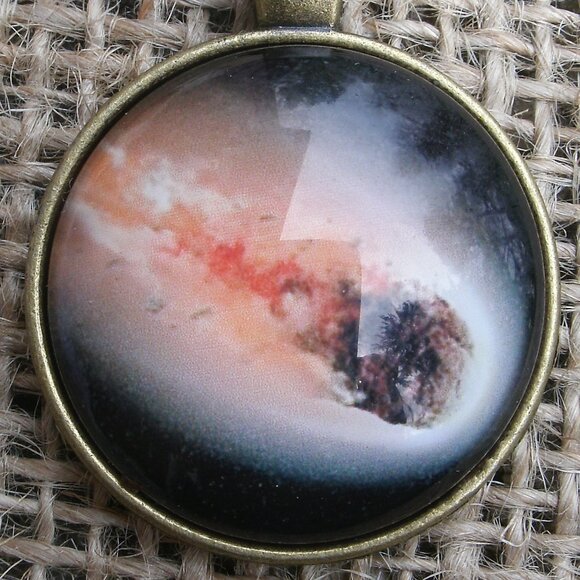 Comet Meteor Glass Cabochon Pendant Necklace - Picture 2 of 12